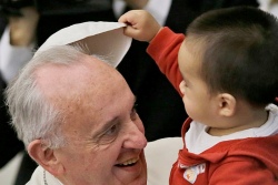 Папа: Дети никогда не бывают «ошибкой»
