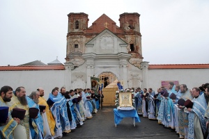 Православные и католики вместе проведут Крестный ход в Юровичский монастырь