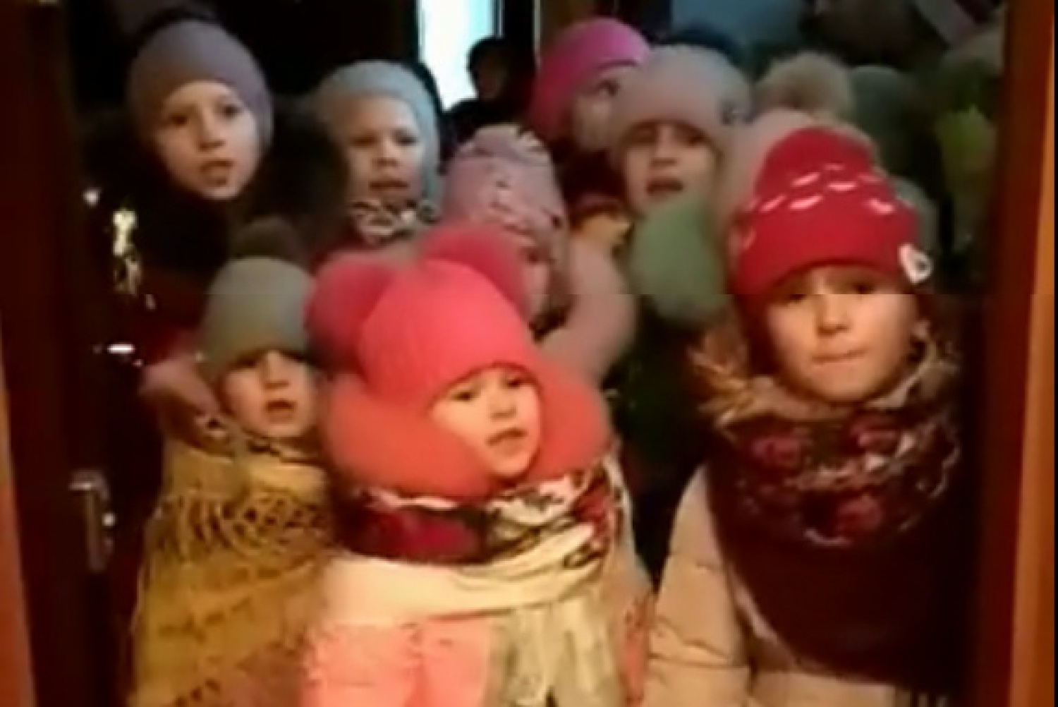 Как колядуют в Украине: это ВИДЕО набрало миллион просмотров