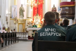 Спасатели в Ивье начали отмечать профессиональный праздник в костеле