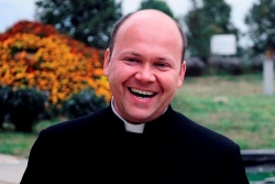 Епископ Александр Яшевский празднует День рождения