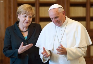 Ангела Меркель: вера дает мне поддержку
