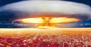 Папа: мир без ядерного оружия возможен