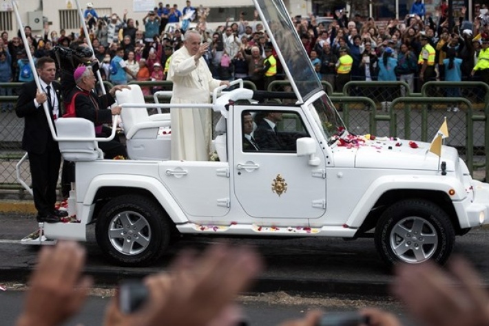 Франциск отказался от папамобиля в США