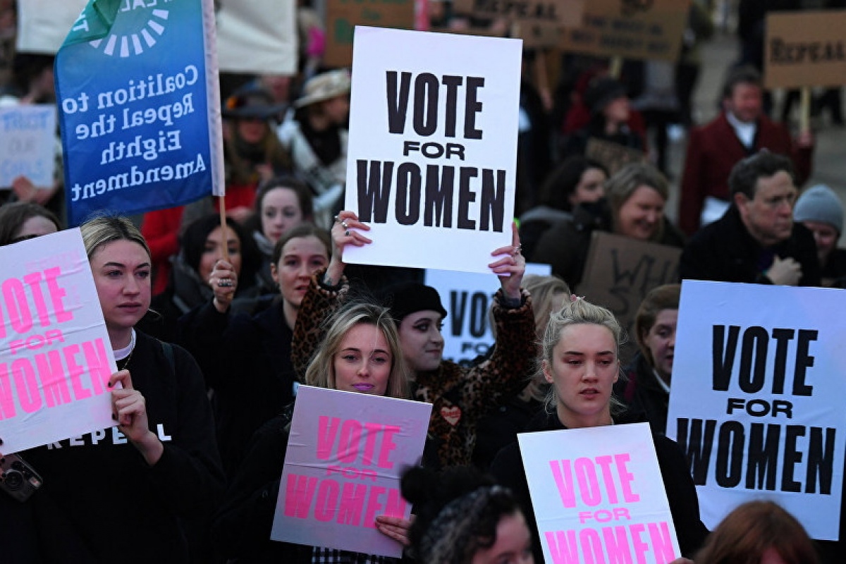 100 тысяч человек в Дублине вышли на протест против абортов