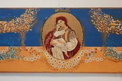 В Минске выставили картину-икону «Божья Матерь Небесной сотни»