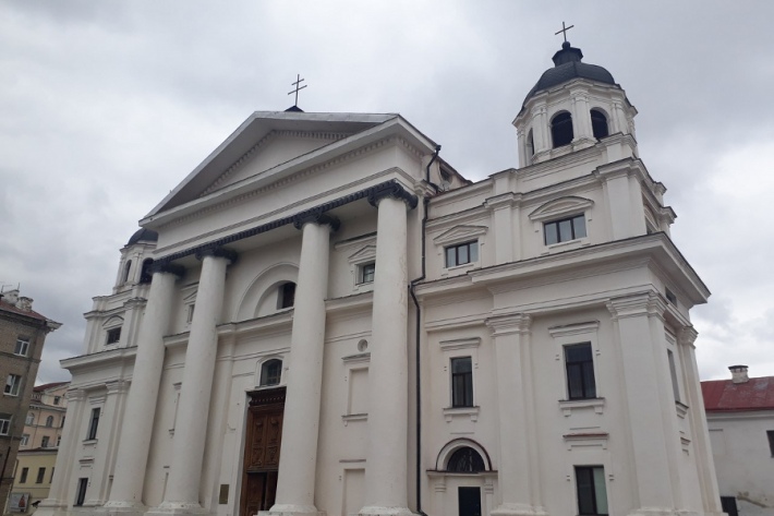 Видео: как звучат колокола в кафедральном костеле Могилева