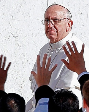 Папа Франциск - ньюсмейкер и занимается пиаром?