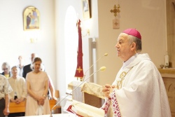 «Нужны священники». Апостольский нунций - о новых диоцезах в Беларуси