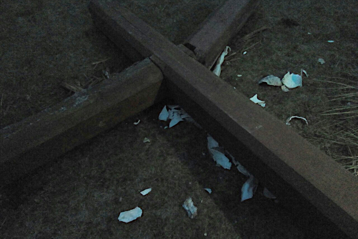 Фотофакт: в Улле буря повалила крест