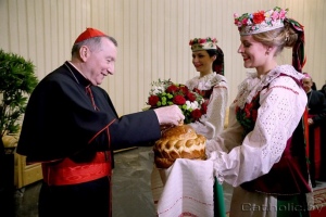 Визит Госсекретаря Ватикана в Беларусь начался со встречи с главой МИД - ВИДЕО