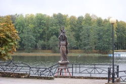 В Миорах восстановили скульптуру Девы Марии, уничтоженную в советское время