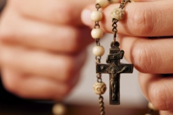 Католики в Беларуси организовали молитву через Skype