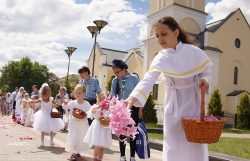 Красивую и торжественную процессию в центре Гомеля проведут католики