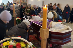 В Гомеле попрощались с почившим епископом Казимиром Великосельцем – был и православный иерарх