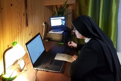 Белорусская монахиня начала вести стримы в Instagram. О чем она рассказывает?
