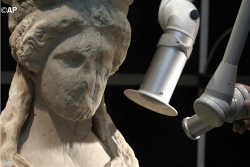 Скульптуры в Ватиканских садах очистят лазером