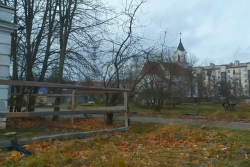 В Минске начали стройку на месте католического кладбища. В приходе молятся о сохранении останков необычной молитвой
