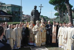В Риме открыли памятник Крестителю Руси
