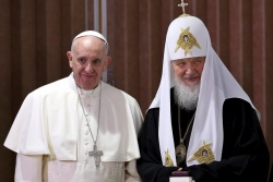 Президент пригласил в Беларусь Папу и Патриарха, чтобы помолиться о мире в Украине