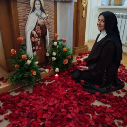 Необычно начали месяц молитвы Розария в Гудогае
