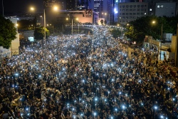 В Гонконге миллионы протестующих поют Аллилуйя Господу [видео]