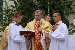 Один из раненых в Столбцах школьников - католик, в приходе молятся о жертвах трагедии