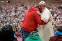 Папа попросил прощения у бедных за равнодушие христиан