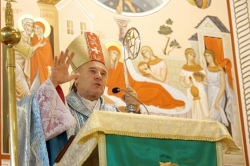 Епископ Казимир Великоселец отметил 35-летие священства в Ченстохове