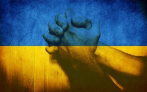 Папа призвал прекратить "чудовищное братоубийственное насилие" в Украине