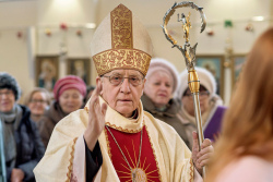 Самый уважаемый католический иерарх отметил 80-летие. За что его поблагодарили беларусы?