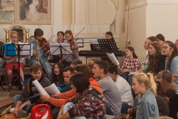 «Музычная Майстэрня» приглашает талантливую католическую молодежь