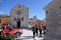 Король кашемира оплатит восстановление храма в Италии
