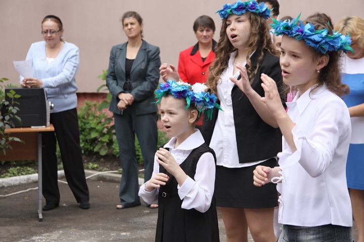 В Гомеле бесплатно учили жестовой речи родителей детей из «Страны глухих» - ФОТО