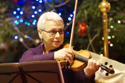 Рождественский концерт в гомельском костеле прошел при небывалом аншлаге - ФОТО