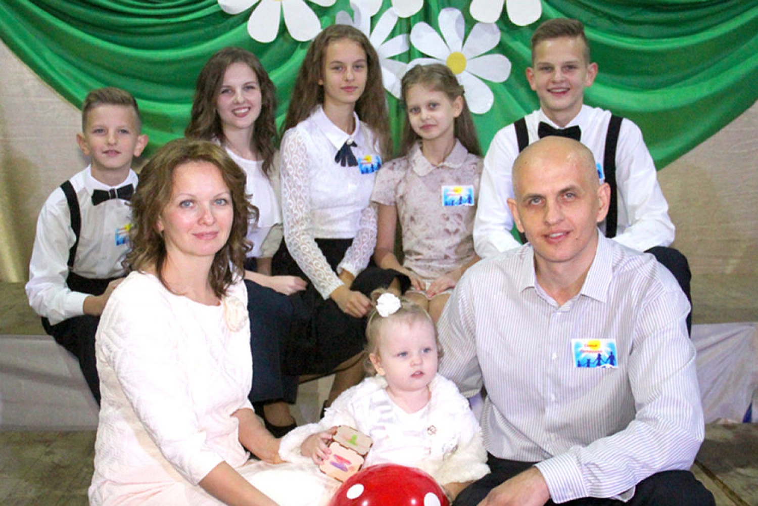 Семья года в беларуси. Баптистская семья. Семейный семинар христианский семья. Год семьи христианский ролик.