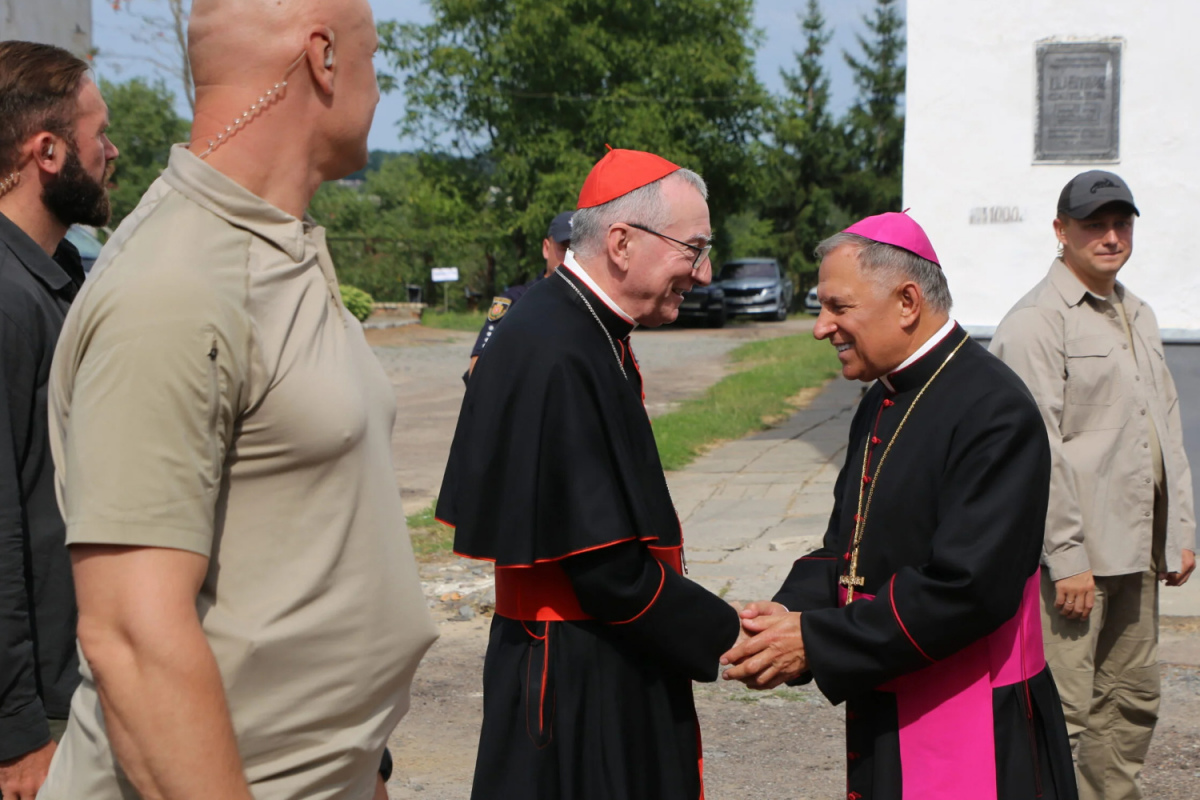 «Что невозможно для людей…» Госсекретарь Ватикана объяснил, для чего прибыл в Украину