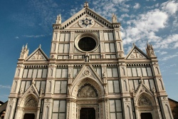Турист погиб во Флоренции из-за упавшего с базилики камня