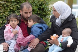 Церкви Италии примут около 100 тыс. беженцев