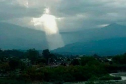 «Господь близко». В небе над Аргентиной увидели фигуру Христа